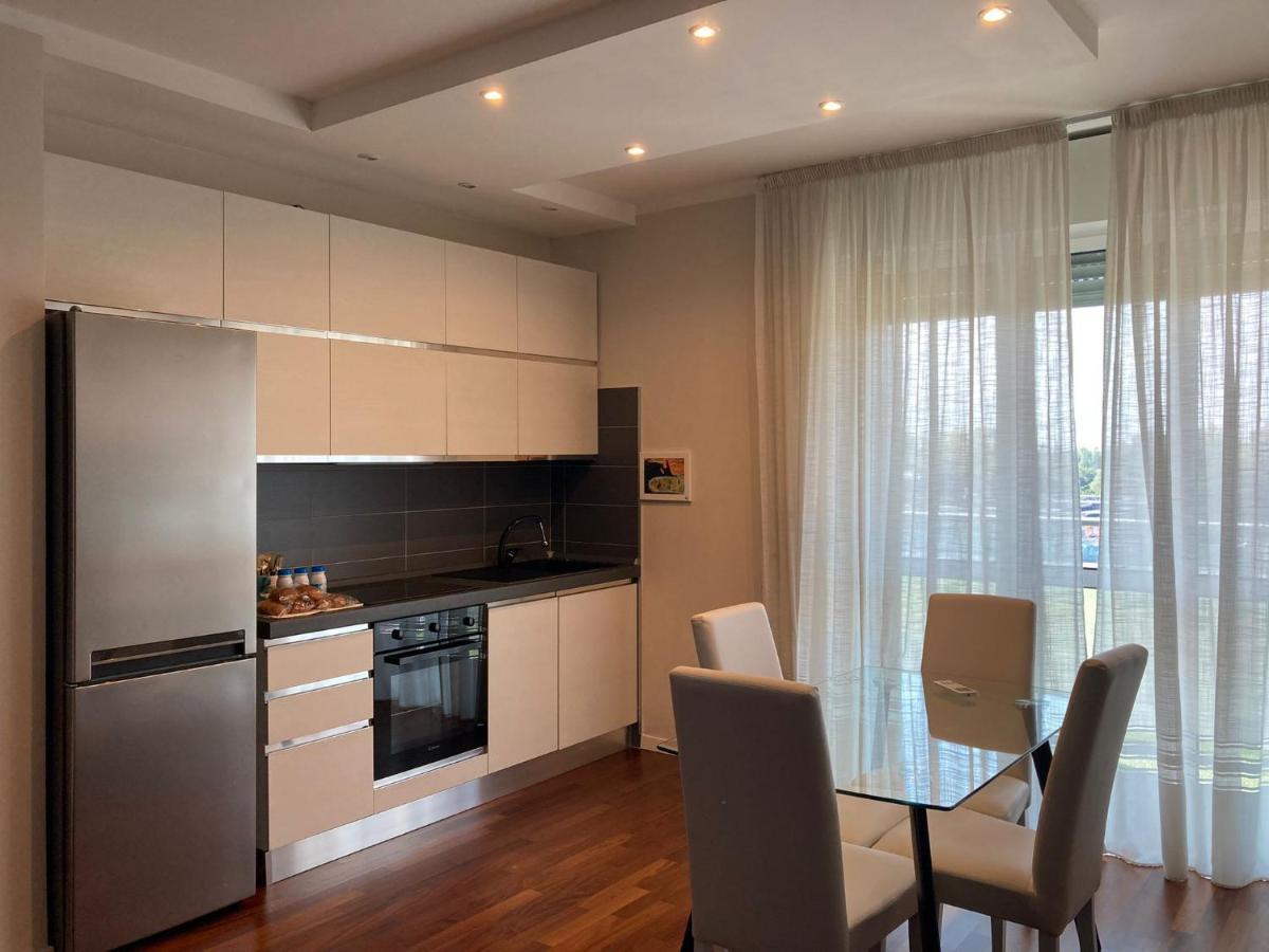 Achille Apartment Milan Luaran gambar